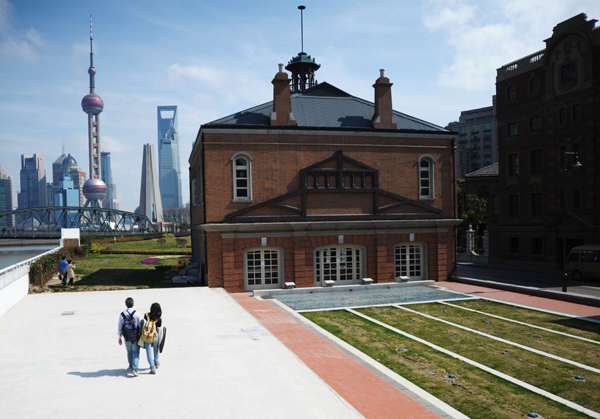 外滩历史沿革_外滩建筑风格_中国外汇交易中心大楼 外滩