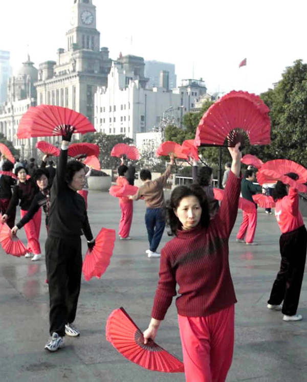 外滩历史沿革_外滩建筑风格_中国外汇交易中心大楼 外滩
