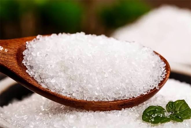 白糖制作工艺流程_白糖期货评论_甘蔗榨汁过程