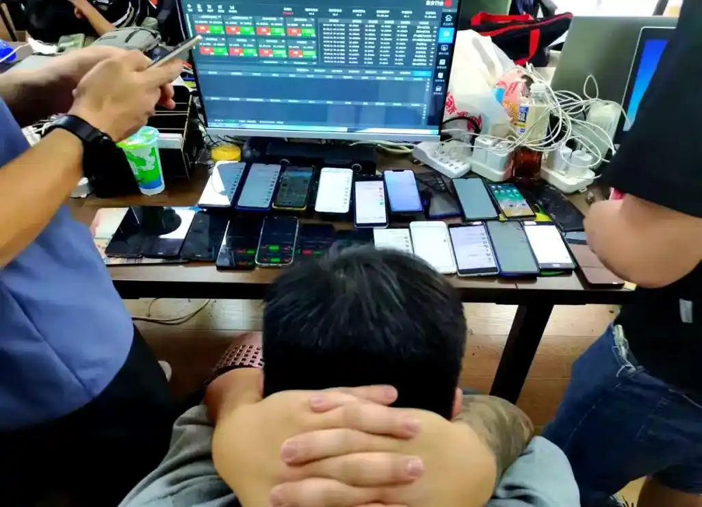 兰州警方破获特大非法经营期货案件_非法期货诈骗案曝光_期货洗钱案例