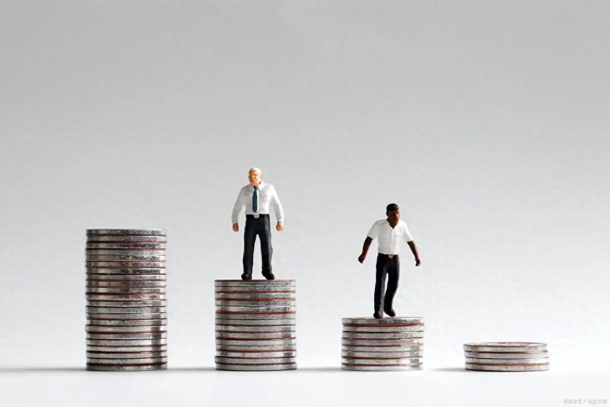 期权定义和作用_期权合约解释_期权期货及其他衍生产品 ppt