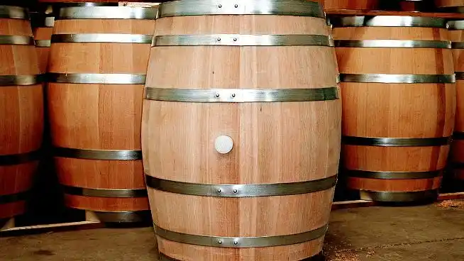 原油一桶是多少升_一桶石油有多重_石油为什么用桶计量