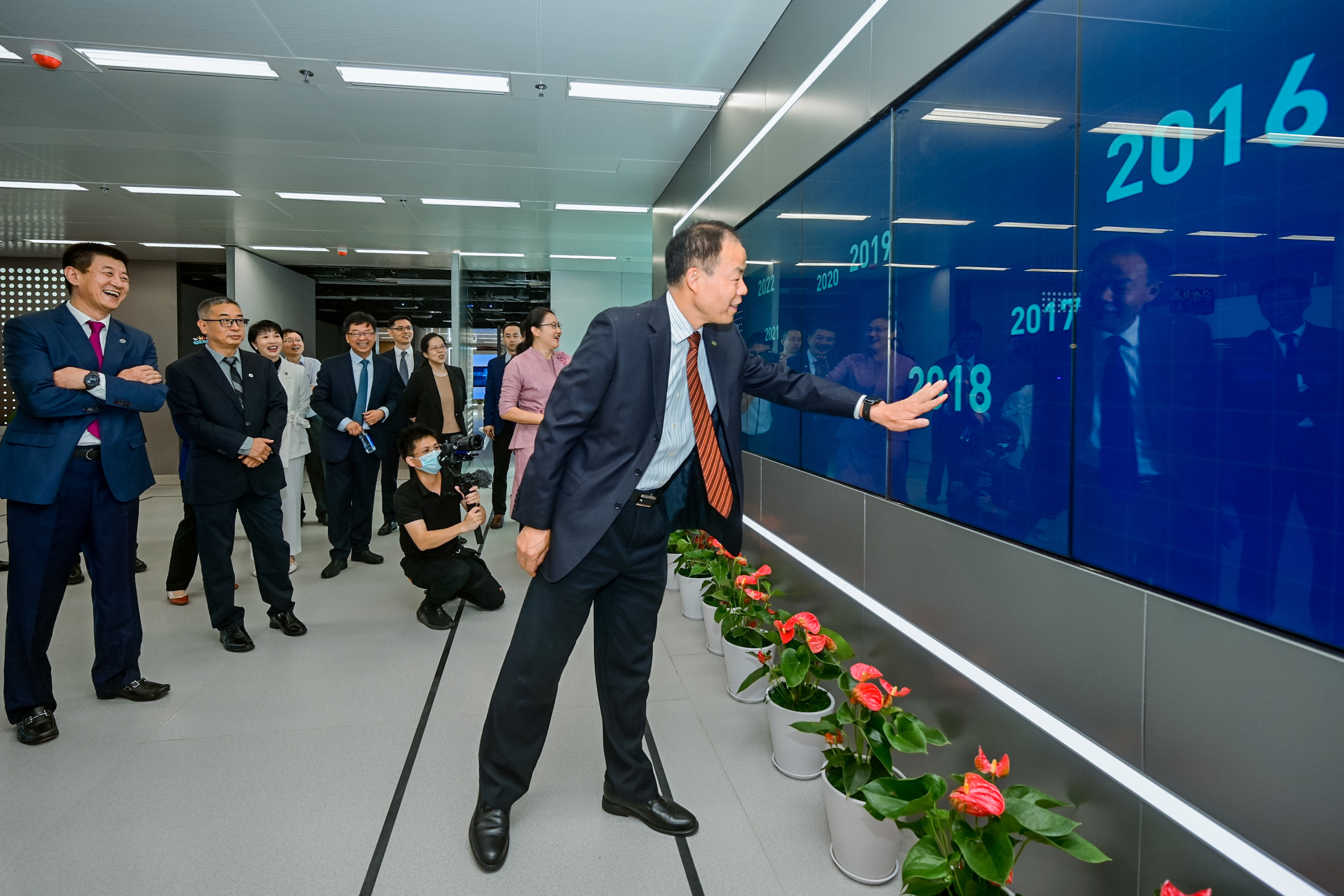 安信证券企业文化展厅 投资者教育展厅 多功能厅_安信证券深圳总部地址