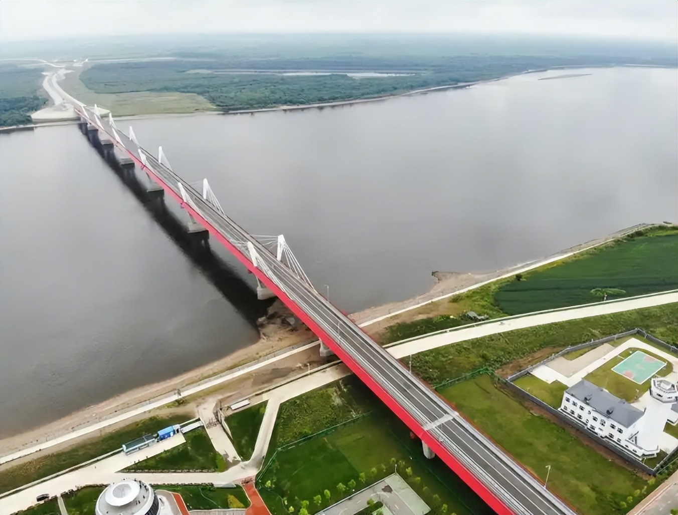 俄罗斯远东特区招商政策_俄罗斯远东投资风险分析_中俄边境地区经济金融发展与外汇管理